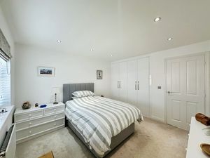 Photo 5- click for photo gallery